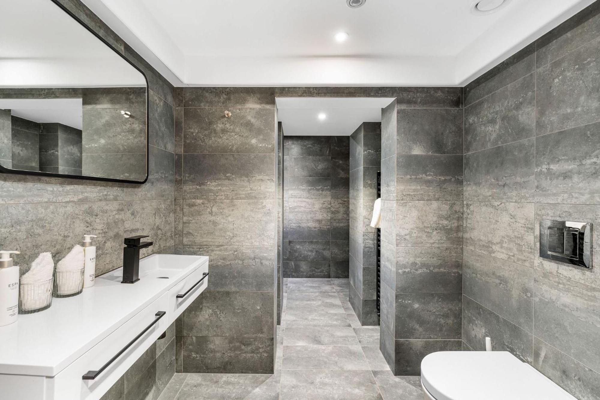 Appartement Righ - Luxury West End Artisan